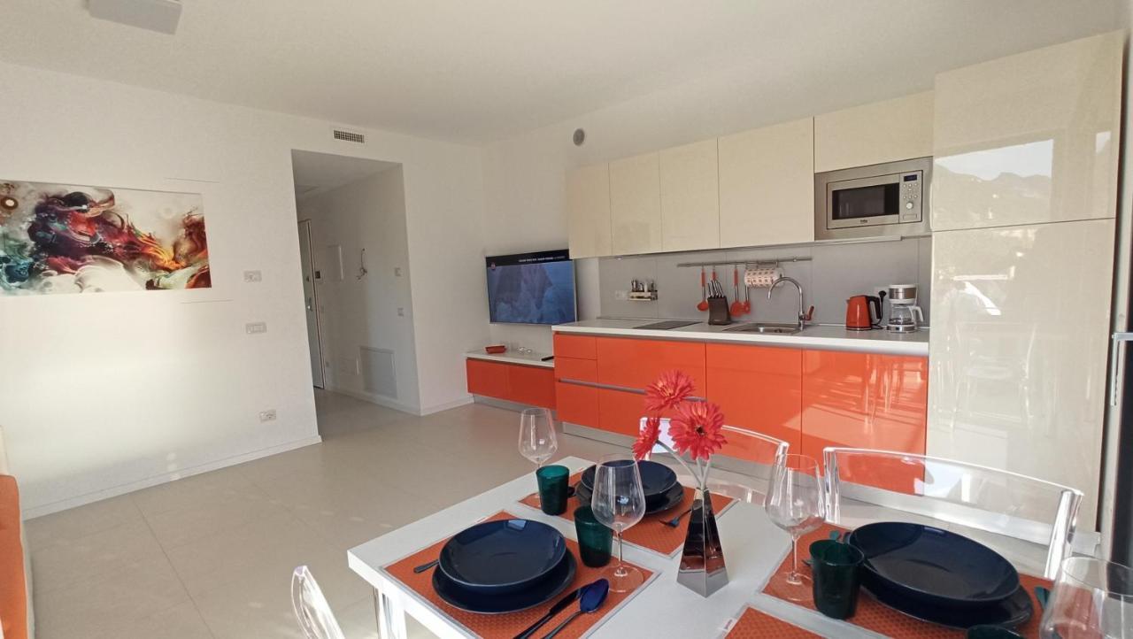 Blue Sky Garda - Sunset Apartment Malcesine Exterior foto