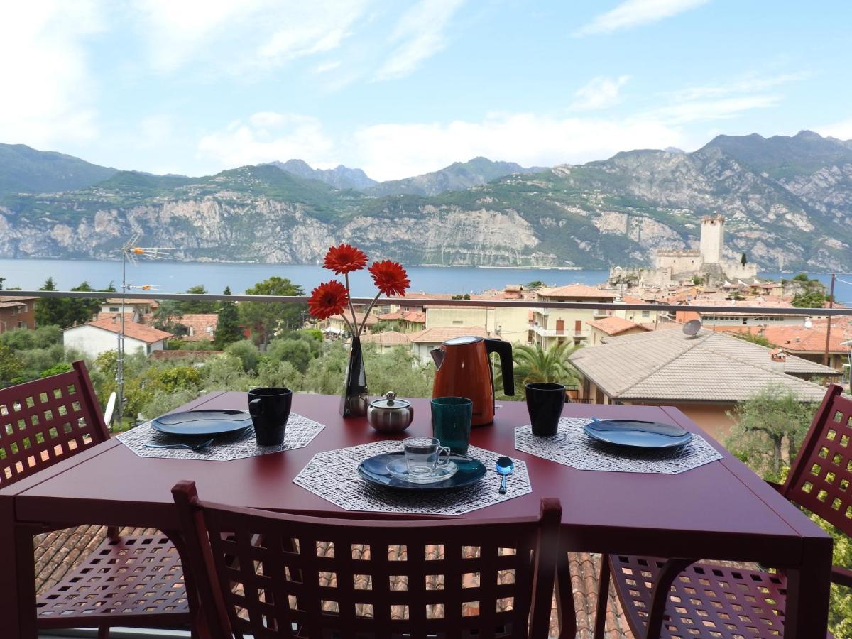 Blue Sky Garda - Sunset Apartment Malcesine Exterior foto
