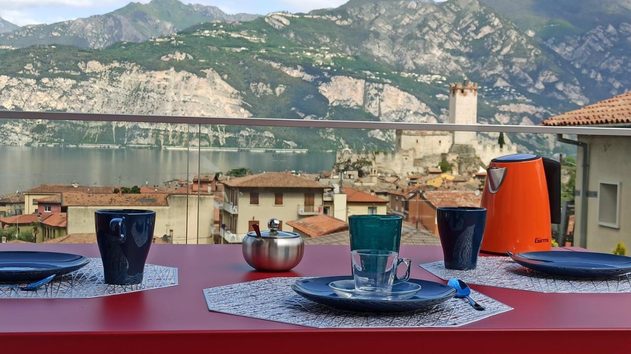 Blue Sky Garda - Sunset Apartment Malcesine Exterior foto